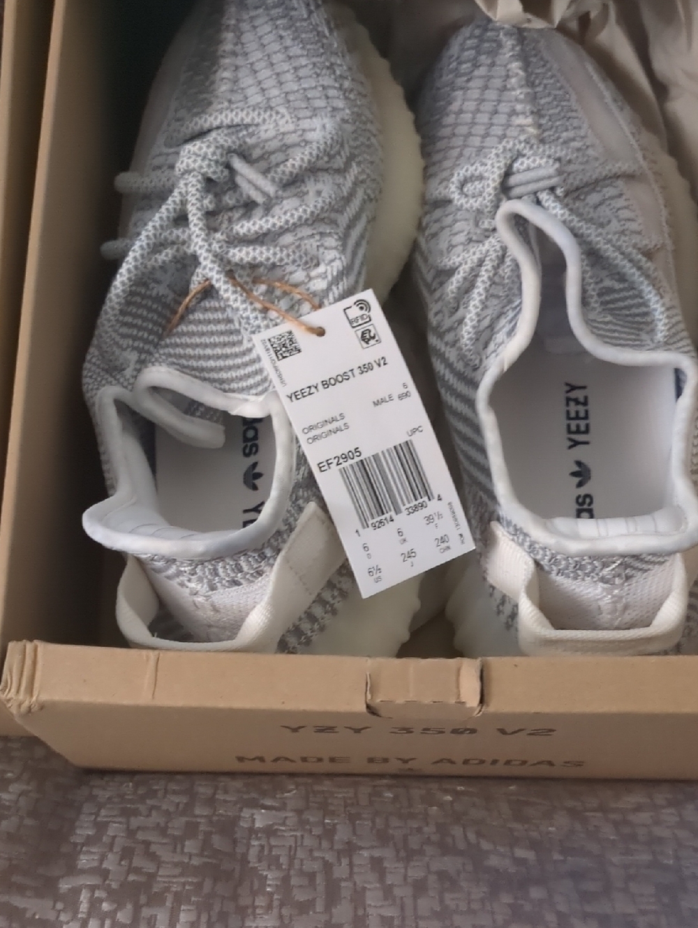 💋NWTB Adidas Yeezy Boost 350 V2 - Static Knit Sneakers